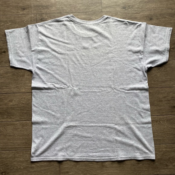 WW2 National Museum Grey Men’s Large T-Shirt - Picture 2 of 8